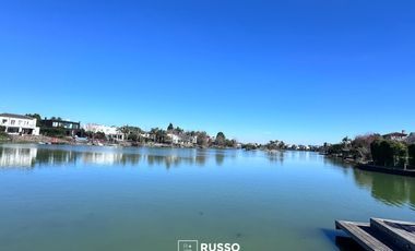 ALQUILER CASA 4 DORM EN SUITE AL LAGO - LOS CASTORES, NORDELTA