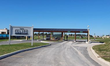 Lote en venta en barrio San Felipe Canning