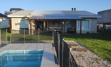 Casa, Venta, Costa Esmeralda, Deportiva, lote al 100, 4 Ambientes