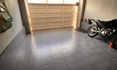 Casa de 4 ambientes en el centro de General San Martin