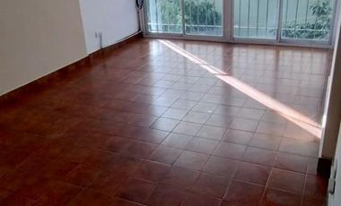 2 amb a mts de la Avda - a 5 del FCGR y de Escalada Ctro - Venta Directa - Apto Credito!!