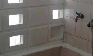 2 amb a mts de la Avda - a 5 del FCGR y de Escalada Ctro - Venta Directa - Apto Credito!!