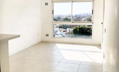 EXCELENTE 2 amb con cochera - Vta Dta - Apto Crédito!!