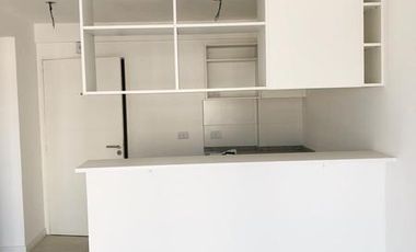 EXCELENTE 2 amb con cochera - Vta Dta - Apto Crédito!!