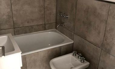 EXCELENTE 2 amb con cochera - Vta Dta - Apto Crédito!!