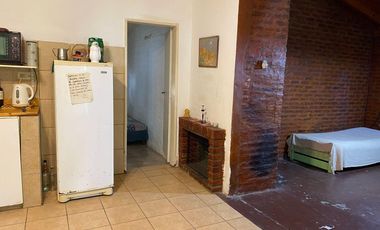 Dos quintas en 33 Orientales - 20 de Junio