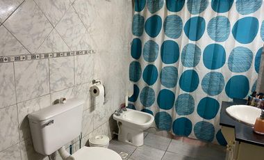 Dos quintas en 33 Orientales - 20 de Junio