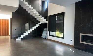 Alquiler Anual Al Rio SIN MUEBLES Barrio El Yacht Nordelta Tigre