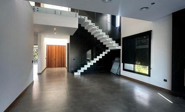 Alquiler Anual Al Rio SIN MUEBLES Barrio El Yacht Nordelta Tigre