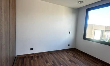 Alquiler Anual Al Rio SIN MUEBLES Barrio El Yacht Nordelta Tigre