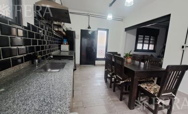 Venta PH 4 ambientes con patio en Wilde