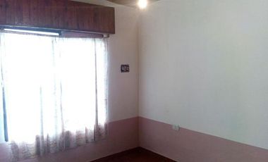 LOTE CON DOS CASAS VENTA APTA CREDITO