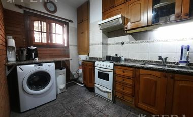 Venta de Departamento 3 ambientes con salida a jardín en Wilde