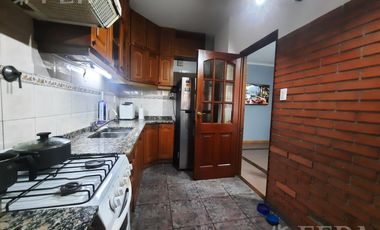 Venta de Departamento 3 ambientes con salida a jardín en Wilde
