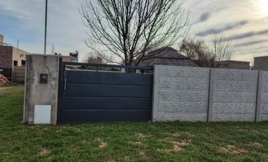 Terreno CON QUINCHO, BAÑO Y PILETA
