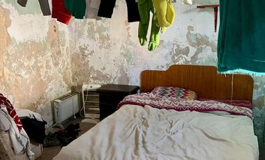 Casa a Reciclar en buen barrio residencial - Venta Directa!!