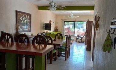 Casa en segunda fila de la playa en venta en Chelem