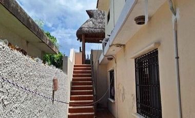 Casa en segunda fila de la playa en venta en Chelem