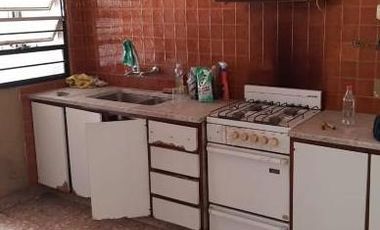 CASA VENTA 3 DORMITORIOS AMPLIOS AMBIENTES FISHERTON