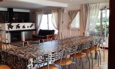 Casa de Lujo 5 ambientes en pleno Bosque de Peralta Ramos