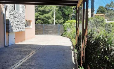 Casa de Lujo 5 ambientes en pleno Bosque de Peralta Ramos