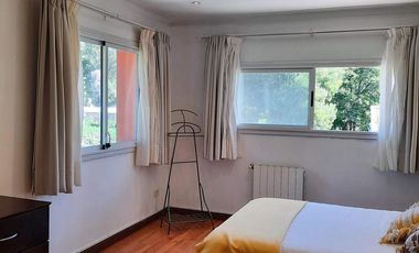 Casa de Lujo 5 ambientes en pleno Bosque de Peralta Ramos