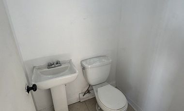 CASA EN RENTA JARDINES DE CHAPULTEPEC 4 RECAMARAS