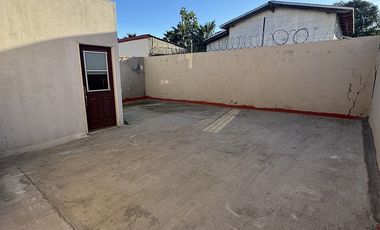 CASA EN RENTA JARDINES DE CHAPULTEPEC 4 RECAMARAS