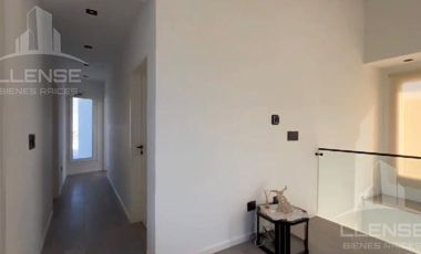 Casa 6 ambientes en Venta - TOMA PERMUTAS - Nuevo Quilmes