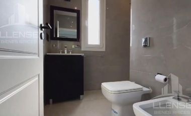 Casa 6 ambientes en Venta - TOMA PERMUTAS - Nuevo Quilmes