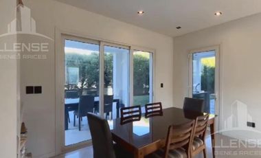 Casa 6 ambientes en Venta - TOMA PERMUTAS - Nuevo Quilmes