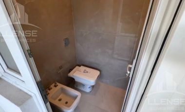 Casa 6 ambientes en Venta - TOMA PERMUTAS - Nuevo Quilmes