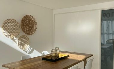 Venta departamento 2 ambientes, escritorio y balcón con parrilla