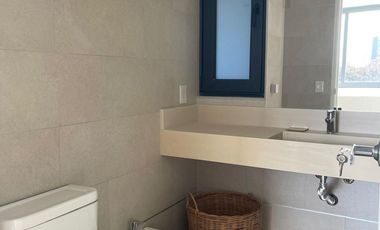 Venta departamento 2 ambientes, escritorio y balcón con parrilla