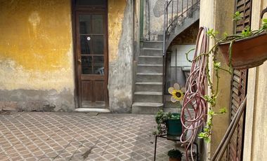 Venta Casa 5 Ambientes Agronomia Local