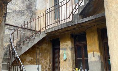 Venta Casa 5 Ambientes Agronomia Local