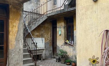 Venta Casa 5 Ambientes Agronomia Local