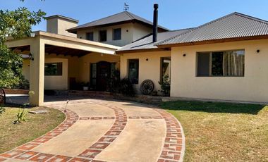 VENTA CASA 5 AMBIENTES, MONET, LOS CARDALES