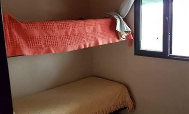 Casa de 5 dormitorios - con pileta - Quincho - Cava para vinos - Funes