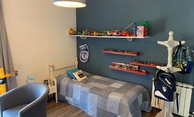 Casa 4 dormitorios y escritorio en dos plantas. Nueva