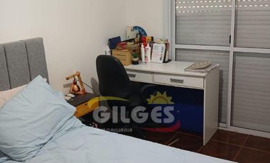 Venta de Departamento 2 Ambientes en Villa Luzuriaga  Con Balcón al Frente en muy buen estado