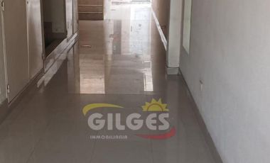 Venta de Departamento 2 Ambientes en Villa Luzuriaga  Con Balcón al Frente en muy buen estado