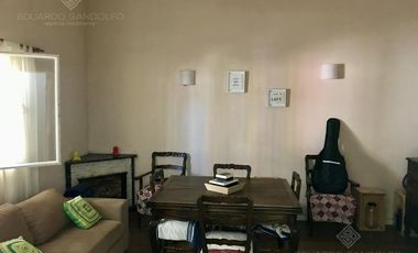 4 dorm - Garage - Jardín a metros de la Avda. H. Yrigoyen y del FCGR