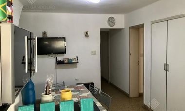 4 dorm - Garage - Jardín a metros de la Avda. H. Yrigoyen y del FCGR