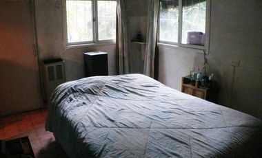 Gran local y 2 departamentos sobre Av. Fortunato de la Plaza