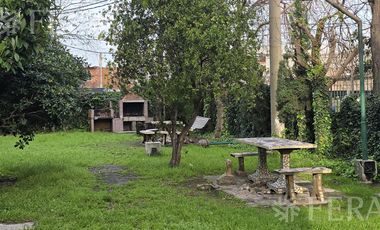 Venta departamento 3 ambientes con balcón en Lanús Este