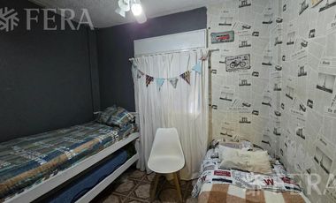 Venta departamento 3 ambientes con balcón en Lanús Este
