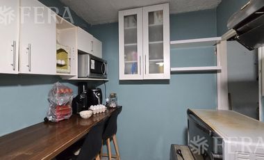Venta departamento 3 ambientes con balcón en Lanús Este