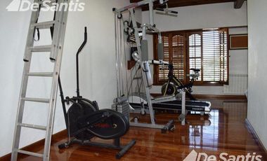 Magnífico chalet 6 ambientes - Impecable estado - Colinas de P. Ramos