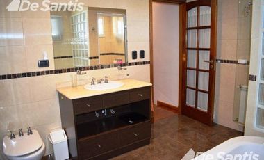 Magnífico chalet 6 ambientes - Impecable estado - Colinas de P. Ramos